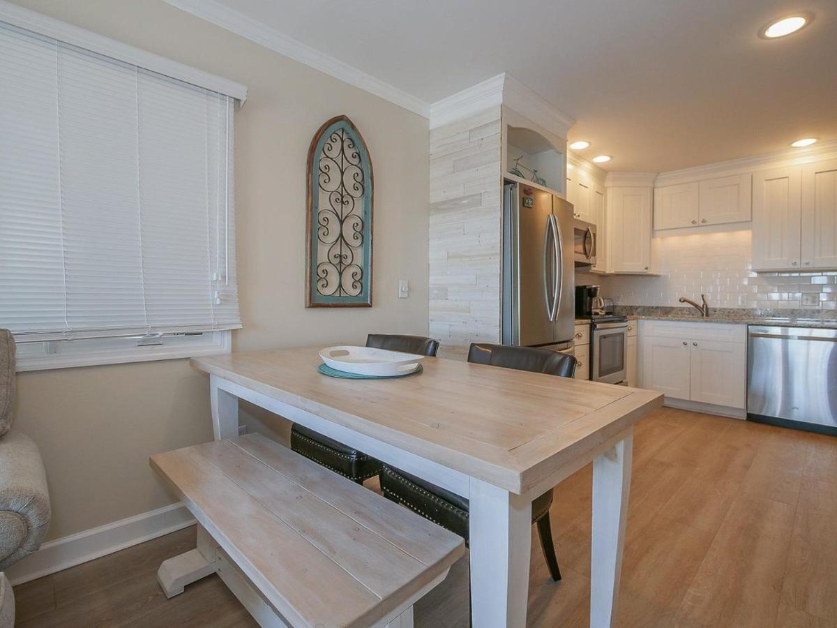 Direct Oceanfront Private Villa Overlooking Pool/Beach - South Forest Beach - Right Next To Coligny Plaza Хилтън Хед Айлънд Екстериор снимка