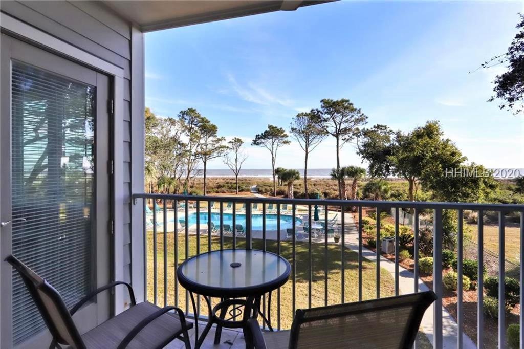 Direct Oceanfront Private Villa Overlooking Pool/Beach - South Forest Beach - Right Next To Coligny Plaza Хилтън Хед Айлънд Екстериор снимка